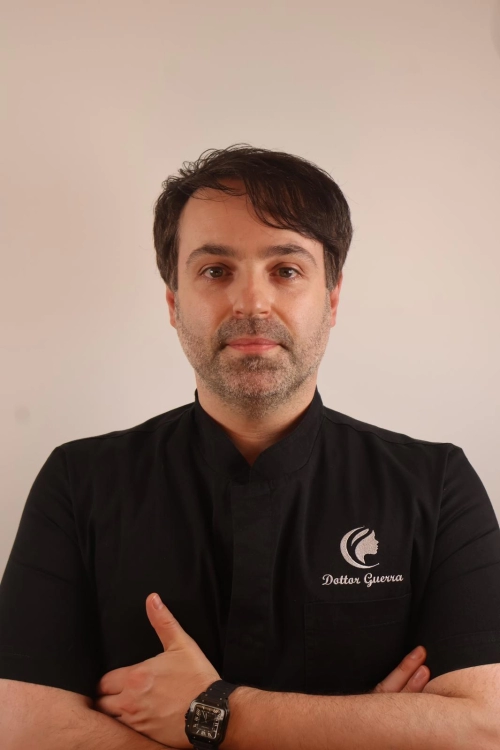 La nuova era della ricrescita: il Dottor Cristiano Guerra e le frontiere rigenerative della tricologia moderna