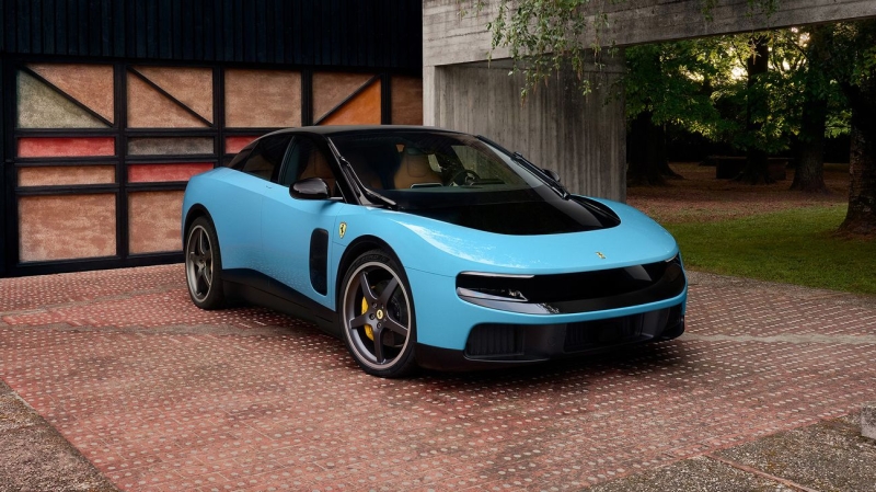 Ferrari Luce apre una nuova era per il Cavallino Rampante