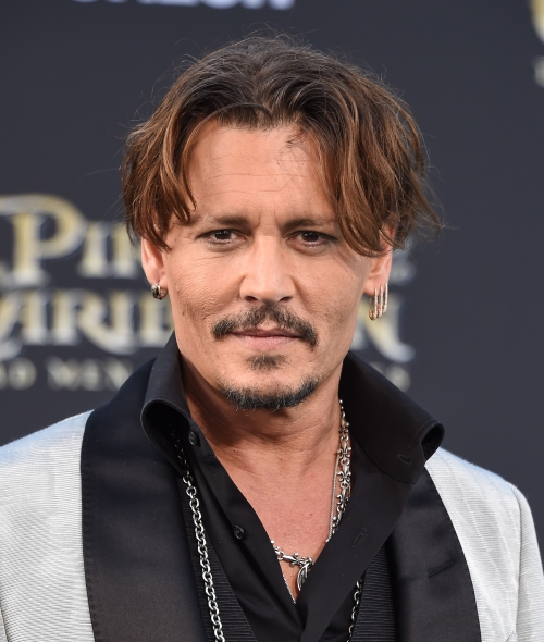Johnny Depp riceverà una medaglia per il suo contributo alla cultura della Serbia